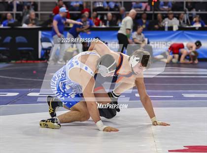 Thumbnail 1 in NYSPHSAA Quarterfinals photogallery.