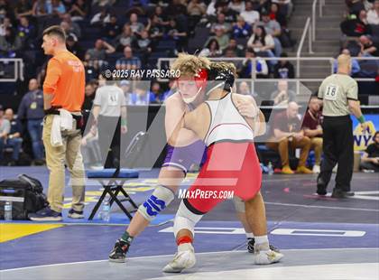 Thumbnail 2 in NYSPHSAA Quarterfinals photogallery.