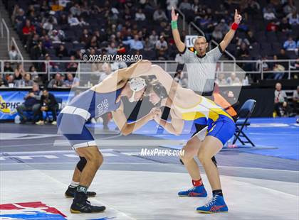 Thumbnail 2 in NYSPHSAA Quarterfinals photogallery.