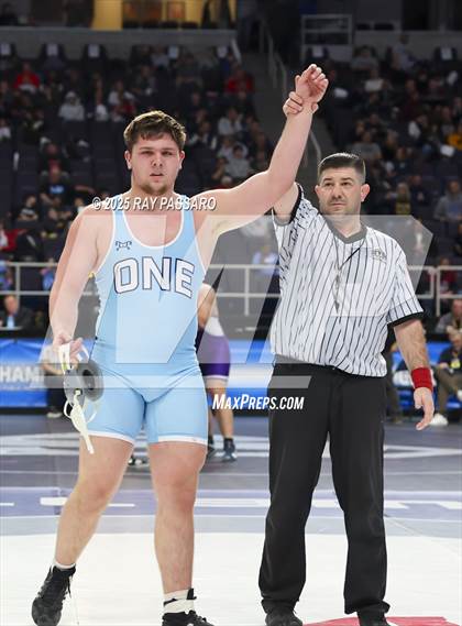 Thumbnail 1 in NYSPHSAA Quarterfinals photogallery.