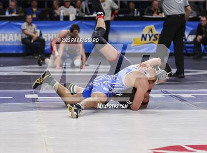 Thumbnail 2 in NYSPHSAA Quarterfinals photogallery.