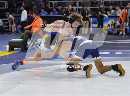 Thumbnail 3 in NYSPHSAA Quarterfinals photogallery.