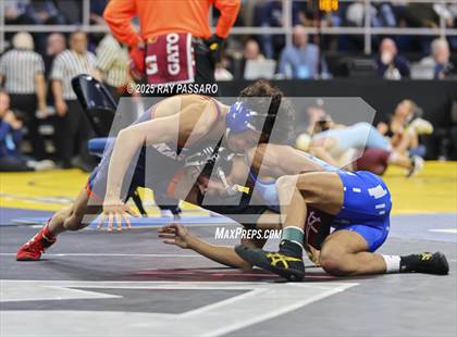 Thumbnail 2 in NYSPHSAA Quarterfinals photogallery.