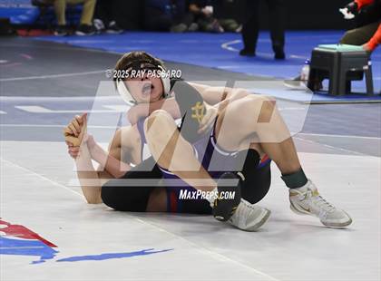 Thumbnail 3 in NYSPHSAA Quarterfinals photogallery.