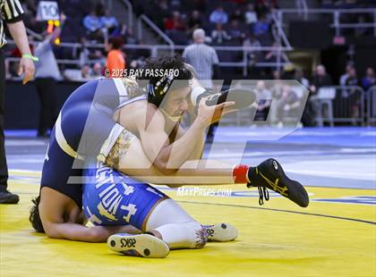 Thumbnail 2 in NYSPHSAA Quarterfinals photogallery.