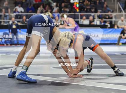 Thumbnail 1 in NYSPHSAA Quarterfinals photogallery.