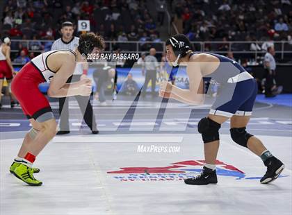 Thumbnail 1 in NYSPHSAA Quarterfinals photogallery.