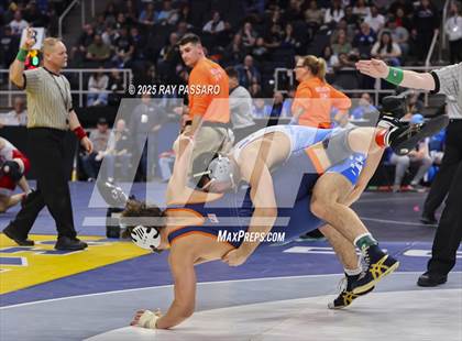 Thumbnail 1 in NYSPHSAA Quarterfinals photogallery.
