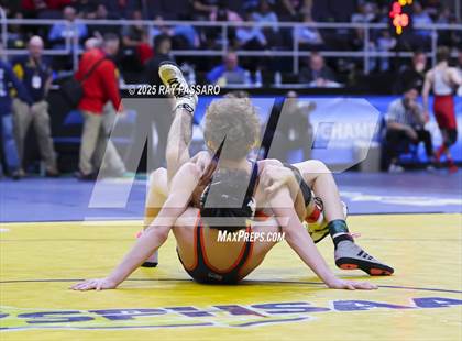 Thumbnail 2 in NYSPHSAA Quarterfinals photogallery.