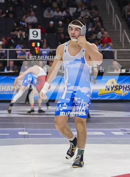 Thumbnail 3 in NYSPHSAA Quarterfinals photogallery.