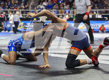 Thumbnail 3 in NYSPHSAA Quarterfinals photogallery.