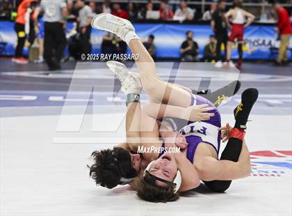 Thumbnail 1 in NYSPHSAA Quarterfinals photogallery.