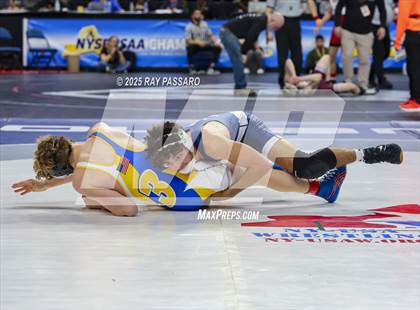 Thumbnail 1 in NYSPHSAA Quarterfinals photogallery.