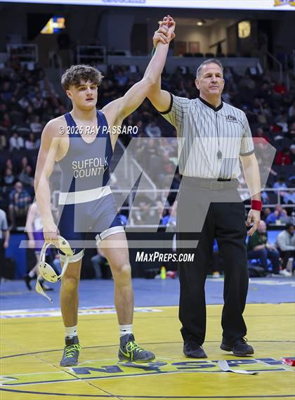 Thumbnail 3 in NYSPHSAA Quarterfinals photogallery.