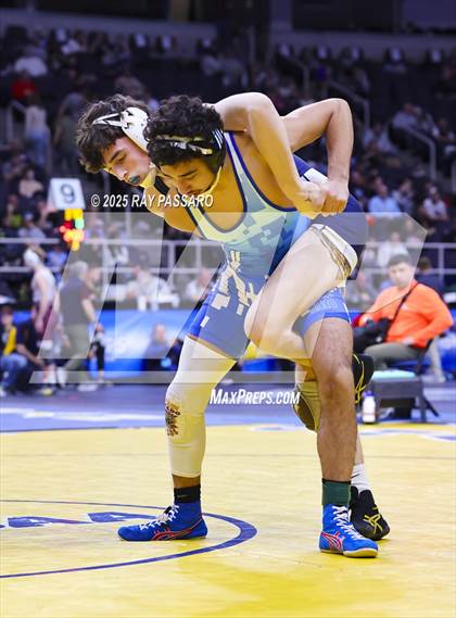 Thumbnail 3 in NYSPHSAA Quarterfinals photogallery.