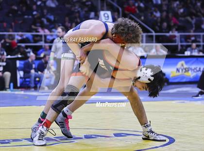 Thumbnail 2 in NYSPHSAA Quarterfinals photogallery.