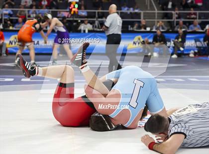Thumbnail 3 in NYSPHSAA Quarterfinals photogallery.