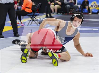 Thumbnail 2 in NYSPHSAA Quarterfinals photogallery.