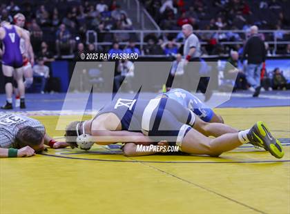 Thumbnail 1 in NYSPHSAA Quarterfinals photogallery.