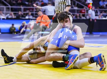 Thumbnail 3 in NYSPHSAA Quarterfinals photogallery.