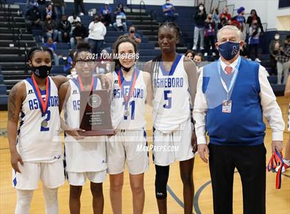 Thumbnail 1 in Jesse Carson @ Asheboro (NCHSAA 3A Championship) photogallery.