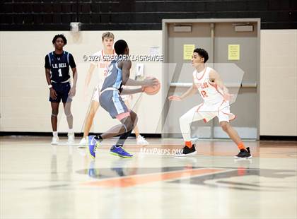 Thumbnail 1 in Bell vs Haltom photogallery.