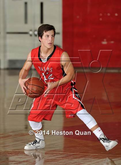 Thumbnail 2 in Palos Verdes vs. Tahquitz (MaxPreps Holiday Classic) photogallery.