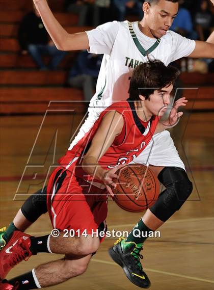 Thumbnail 2 in Palos Verdes vs. Tahquitz (MaxPreps Holiday Classic) photogallery.