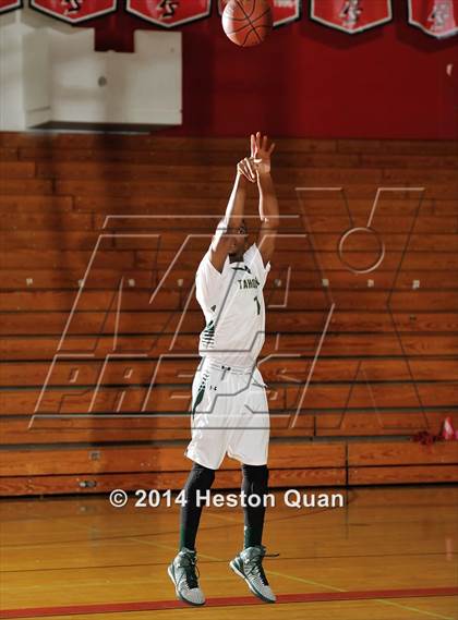 Thumbnail 2 in Palos Verdes vs. Tahquitz (MaxPreps Holiday Classic) photogallery.