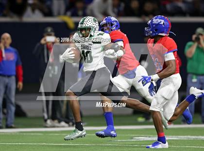 Thumbnail 1 in Carroll vs. Duncanville (UIL 6A Division 1 Quarterfinal) photogallery.