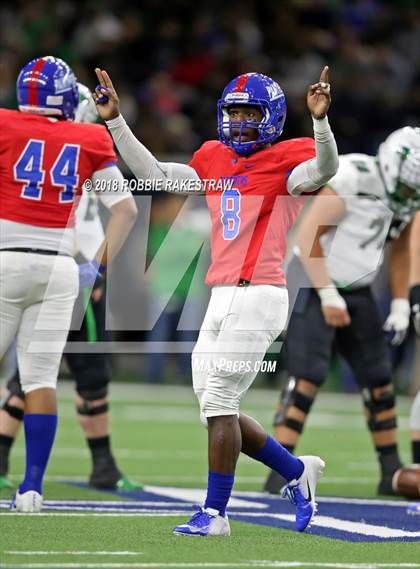 Thumbnail 2 in Carroll vs. Duncanville (UIL 6A Division 1 Quarterfinal) photogallery.