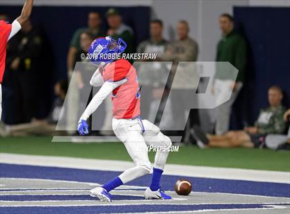 Thumbnail 3 in Carroll vs. Duncanville (UIL 6A Division 1 Quarterfinal) photogallery.
