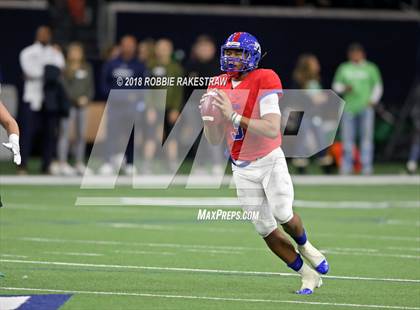 Thumbnail 1 in Carroll vs. Duncanville (UIL 6A Division 1 Quarterfinal) photogallery.