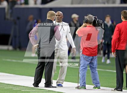 Thumbnail 2 in Carroll vs. Duncanville (UIL 6A Division 1 Quarterfinal) photogallery.