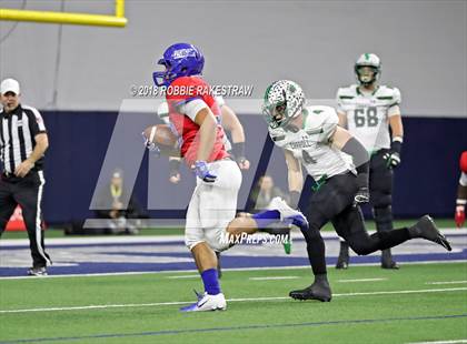 Thumbnail 1 in Carroll vs. Duncanville (UIL 6A Division 1 Quarterfinal) photogallery.