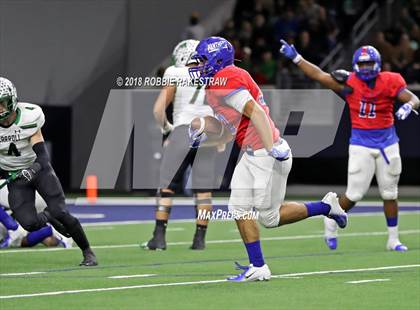 Thumbnail 2 in Carroll vs. Duncanville (UIL 6A Division 1 Quarterfinal) photogallery.