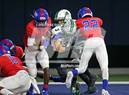 Thumbnail 2 in Carroll vs. Duncanville (UIL 6A Division 1 Quarterfinal) photogallery.