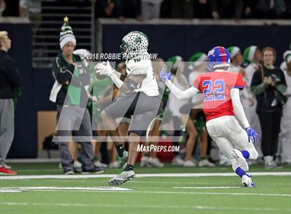 Thumbnail 1 in Carroll vs. Duncanville (UIL 6A Division 1 Quarterfinal) photogallery.