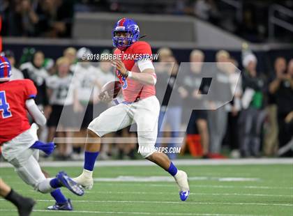Thumbnail 1 in Carroll vs. Duncanville (UIL 6A Division 1 Quarterfinal) photogallery.