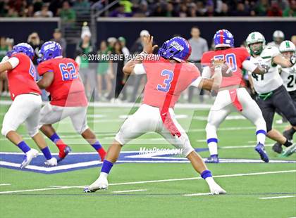 Thumbnail 3 in Carroll vs. Duncanville (UIL 6A Division 1 Quarterfinal) photogallery.