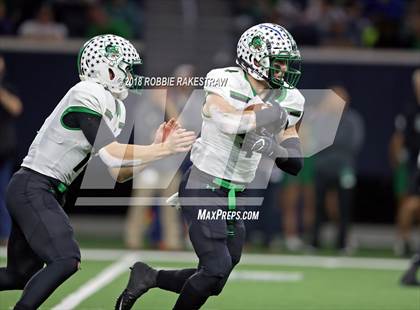 Thumbnail 3 in Carroll vs. Duncanville (UIL 6A Division 1 Quarterfinal) photogallery.