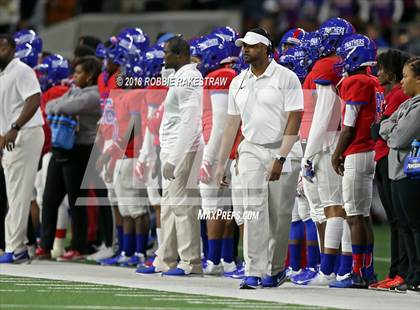 Thumbnail 3 in Carroll vs. Duncanville (UIL 6A Division 1 Quarterfinal) photogallery.