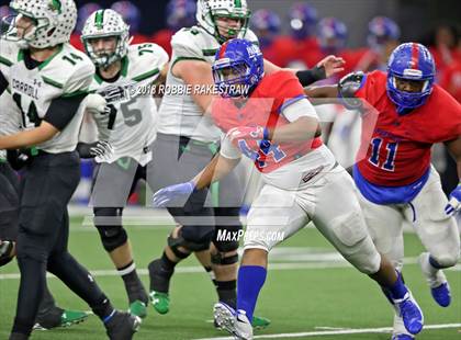 Thumbnail 3 in Carroll vs. Duncanville (UIL 6A Division 1 Quarterfinal) photogallery.