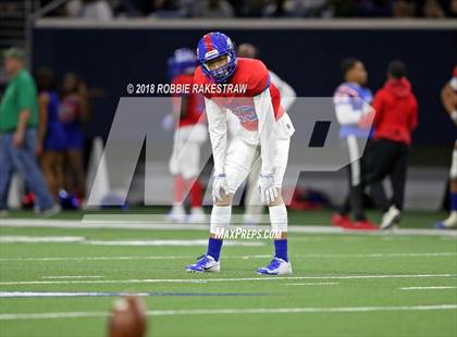 Thumbnail 3 in Carroll vs. Duncanville (UIL 6A Division 1 Quarterfinal) photogallery.