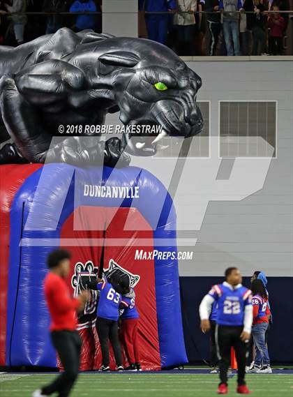 Thumbnail 2 in Carroll vs. Duncanville (UIL 6A Division 1 Quarterfinal) photogallery.