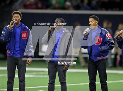 Thumbnail 1 in Carroll vs. Duncanville (UIL 6A Division 1 Quarterfinal) photogallery.