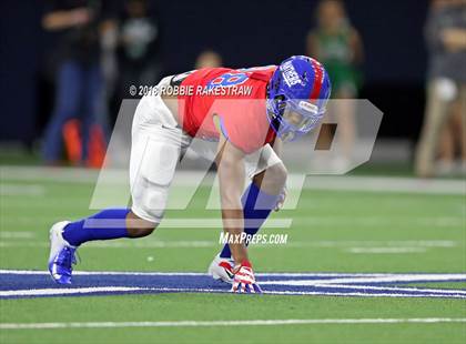 Thumbnail 3 in Carroll vs. Duncanville (UIL 6A Division 1 Quarterfinal) photogallery.