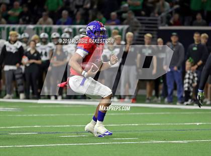 Thumbnail 1 in Carroll vs. Duncanville (UIL 6A Division 1 Quarterfinal) photogallery.