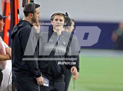 Thumbnail 1 in Carroll vs. Duncanville (UIL 6A Division 1 Quarterfinal) photogallery.