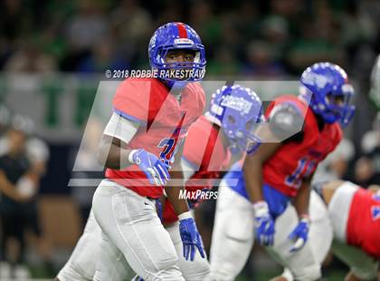 Thumbnail 2 in Carroll vs. Duncanville (UIL 6A Division 1 Quarterfinal) photogallery.